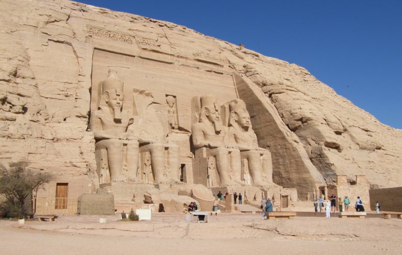 Day tour to Abu Simbel from Aswan by a private car